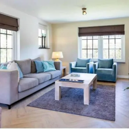 Casa de Férias Ruime Luxe Prive Villa Nr 55 Op Vakantiepark Bospark Ede Ede